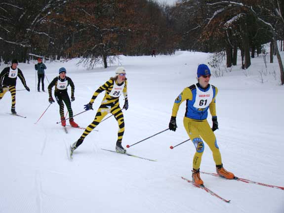 Brendan Baic leads at the start and wins at the finish