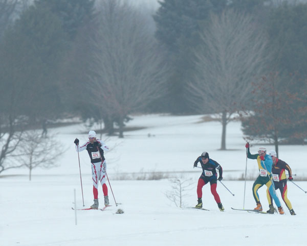 Leaders arriving at the 5K mark in the Frosty Freestyle 15K cross country ski race