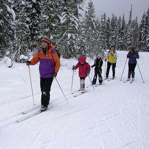 Frosty cross country ski tour, the Frosty Ski Tour