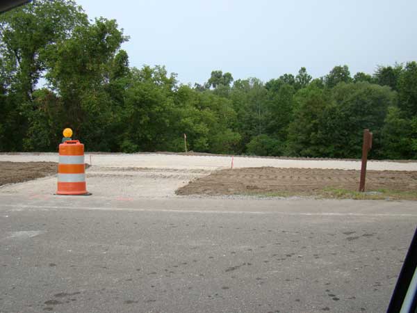 Bike path connector between Kensington Metropark and Milford-Kensington Bike trail