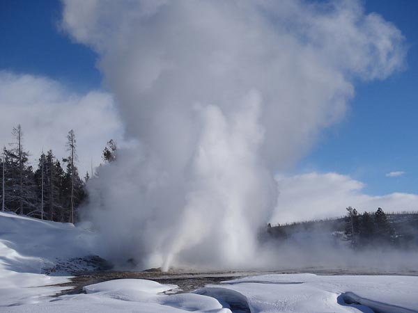 1-22 Yellowstone 081 Grand Geyser's 3 vents erupting