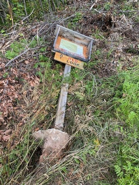 Suicide Bowl trail sign knocked over