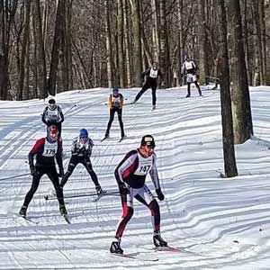 Feature image for RESULTS: Alex Vanias and Rebecca Davis win cold Cote Dame Maris