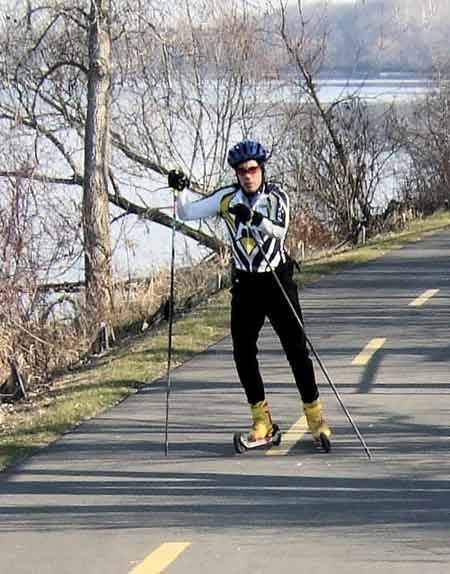 Rollerskiing at
kesington metropark