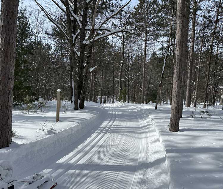 John Gravlin reports that "2 feet of snow last weekend has given us the opportunity to groom both race courses at Black Mountain. conditions are excellent!! Reminder that the Runsignup registration closes at 10 pm on February 28." (Feb 20, 2025)