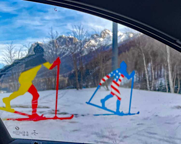 Finally found a skier man with US colors 
