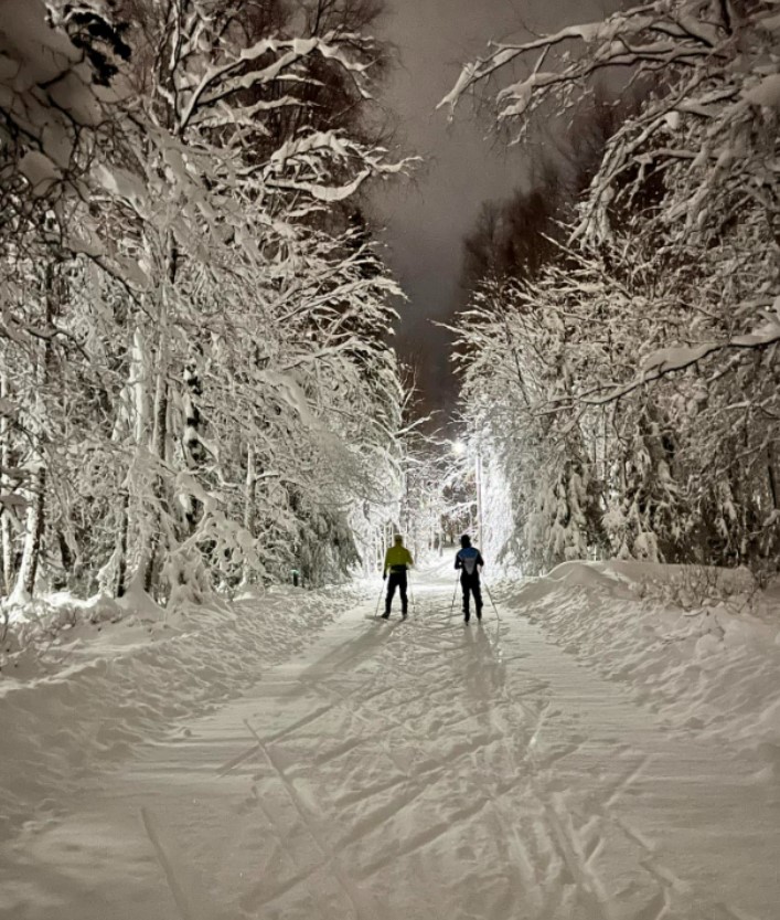 Night skiing